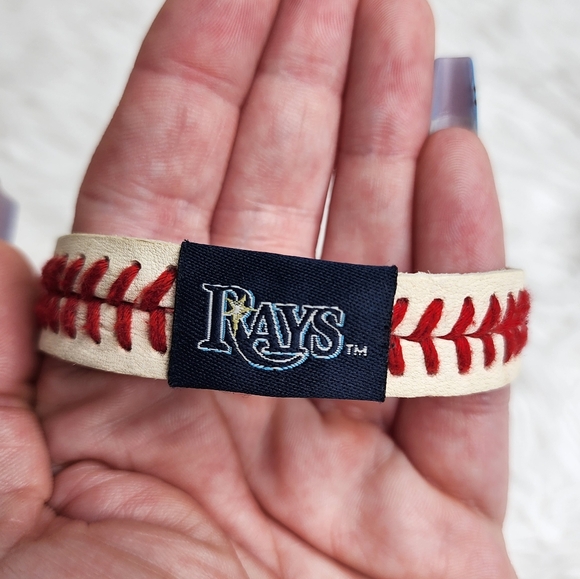 Tampa Bay Rays Baseball Stitch Bracelet - Picture 2 of 5